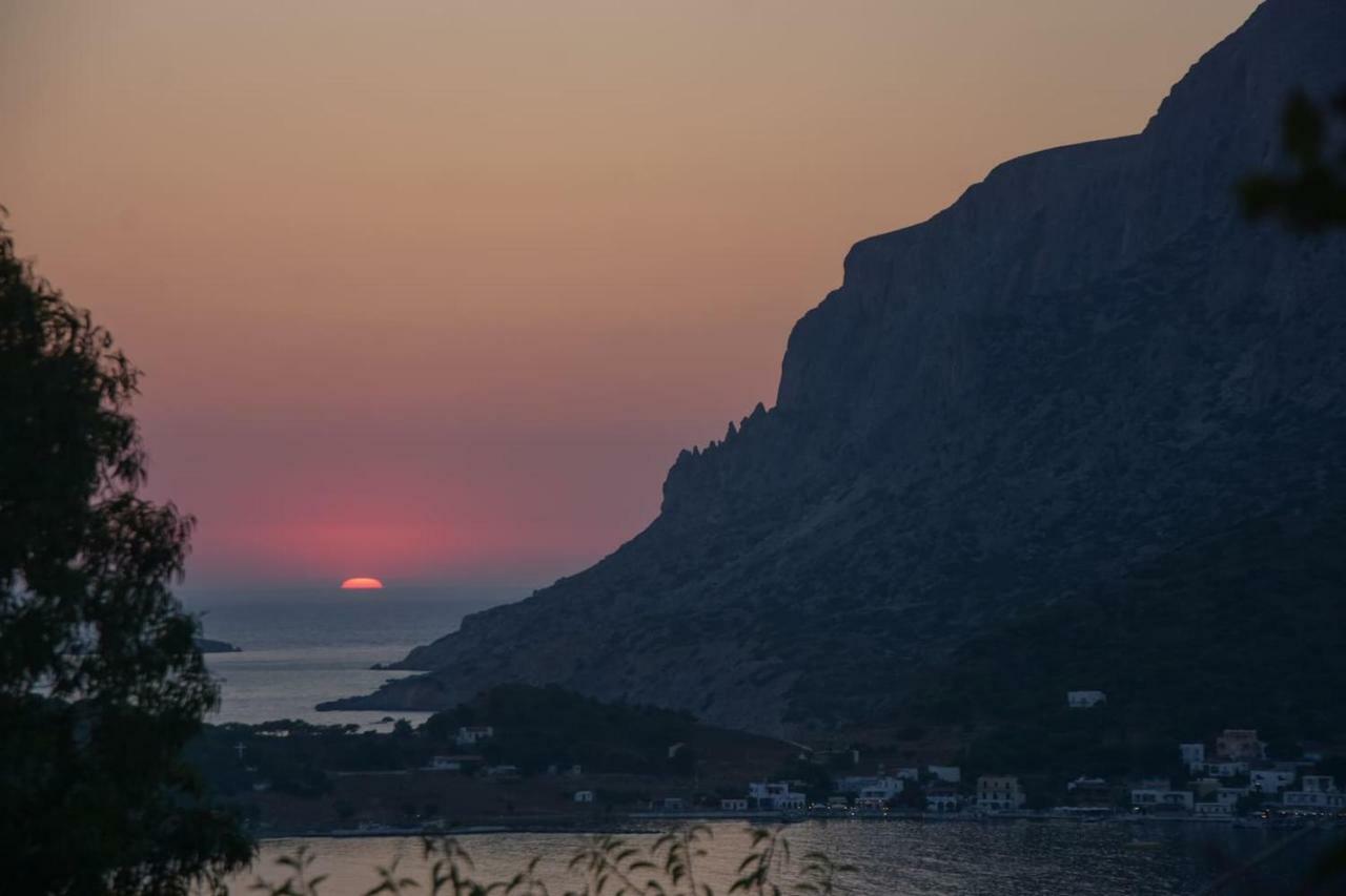 The Little House On The Hill Of Myrties Vila Exterior foto